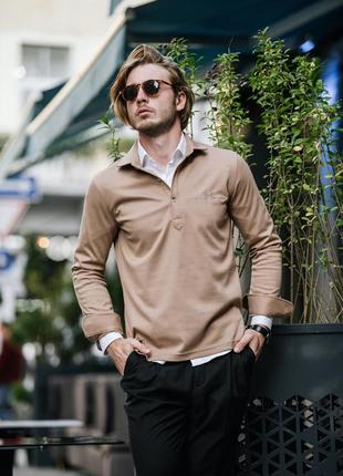 Beige polo by Andreas Moskin