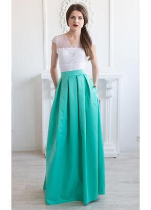 Elegant A-line skirt with pleats and pockets | Emerald8 photo