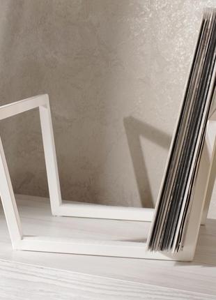 Vinyl record storage // Smart edges lp stand // White metal rack7 photo