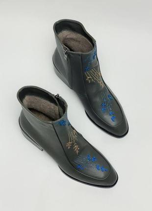 Ankle boots with embroidery1 photo