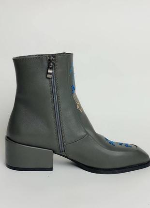 Ankle boots with embroidery3 photo