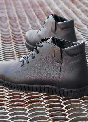 Black leather men's boots. Choose comfortable winter shoes "PS z 34"3 photo