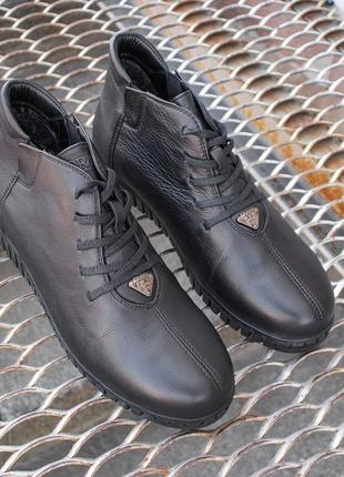 Black leather men's boots. Choose comfortable winter shoes "PS z 34"2 photo