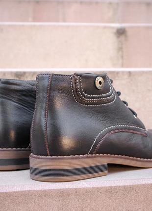Brown men's boots. A good choice for those looking for stylish winter shoes.4 photo