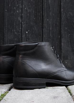 Stylish classic winter shoes IKOS for men. Black men's boots on fur3 photo