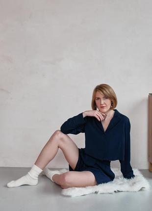 Crop-top shirt and wide leg shorts lounge set. Staple pajama set in beautiful navy blue color.1 photo
