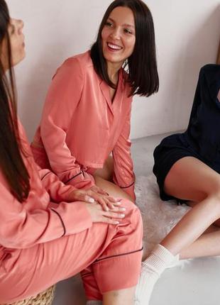 Staple pajama set in beautiful coral color. Long shirt and wide leg trousers lounge set.3 photo