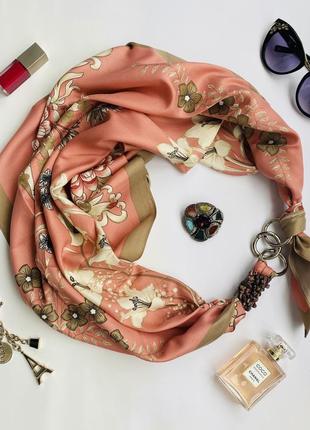 Scarf "Peach garden"" from the brand MyScarf. Decorated with natural rhodonite