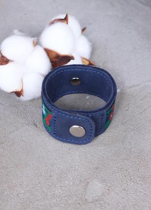 Custom leather bracelet with fabric insert on metallic button5 photo