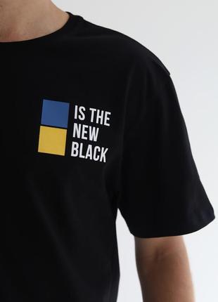 T-Shirt "Is the new black" black or white color3 photo