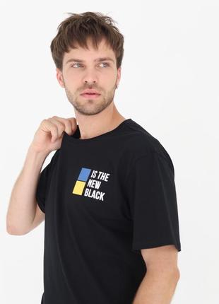 T-Shirt "Is the new black" black or white color