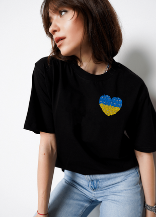 T-shirt ukrainian heart black1 photo