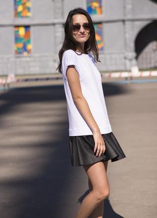 Constructor-dress white Airdress with detachable black skin skirt5 photo