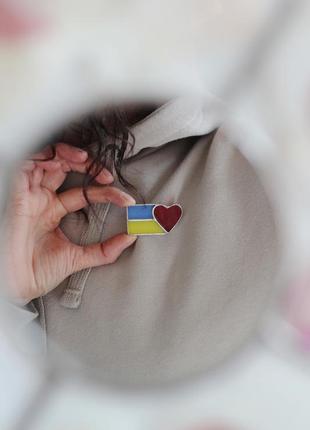 Stained glass brooch Heart and flag of Ukraine2 photo