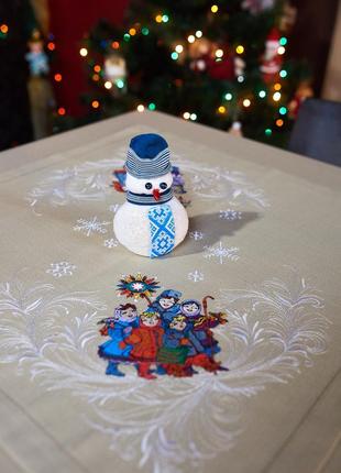 Tabletop with embroidery "Vertep", 0.90*0.90m 1031-18/003 photo