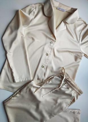Elegant Light Beige silk loungewear two-piece set. Classic silk long pajama set.4 photo