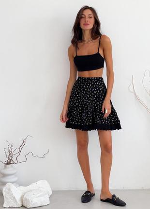 Black skirt in flower print with ruffles8 photo
