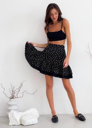 Black skirt in flower print with ruffles3 photo