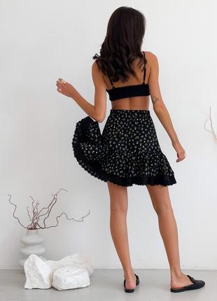 Black skirt in flower print with ruffles4 photo