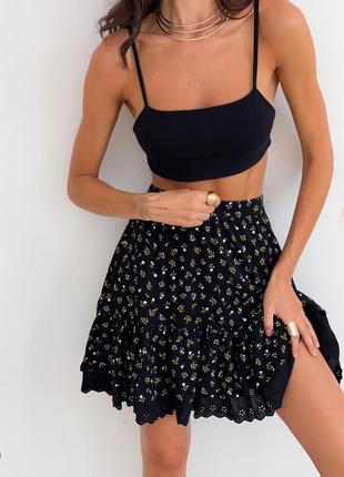 Black skirt in flower print with ruffles6 photo