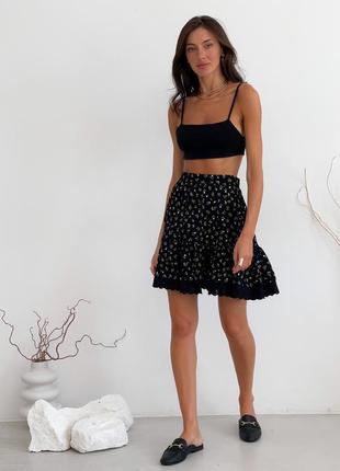 Black skirt in flower print with ruffles7 photo