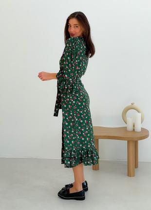 Wrap-dress in floral print with frills10 photo