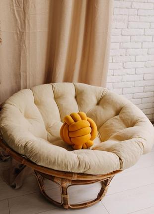 Knot Pillow Size S7 photo