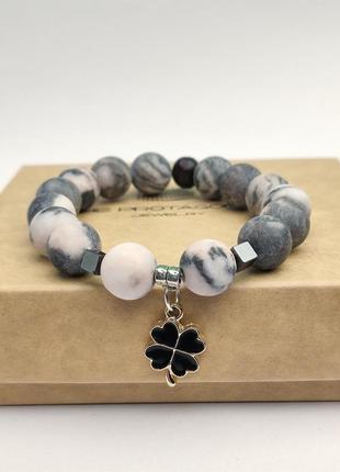 Bracelet with natural stones and pendant "Clover"4 photo