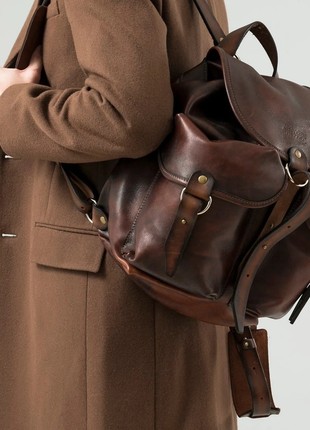 Classic backpack made of ox leather8 photo