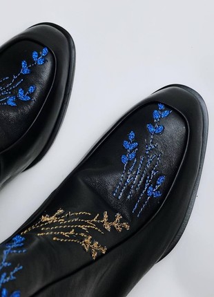 Handcrafted shoes  Ankle boots with embroidery6 photo