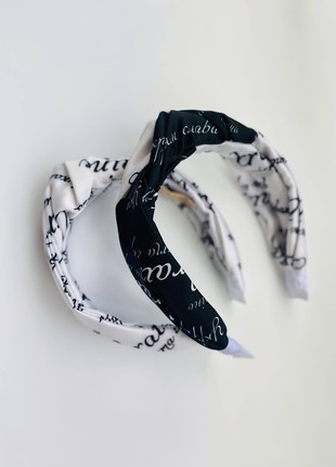 White and black headband. Collection "With Ukraine in the heart"