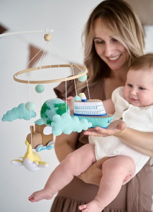 Musical baby mobile with bracket, Baby mobile "Travel"3 photo