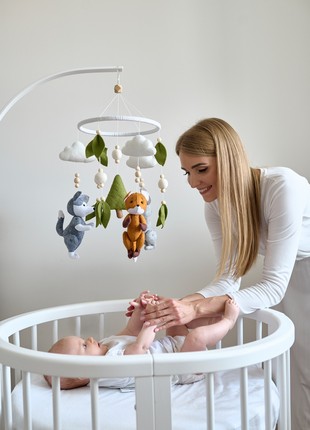 Baby mobile "Woodland"1 photo