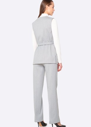 Gray warm vest with a belt made of natural wool fabric 33252 photo