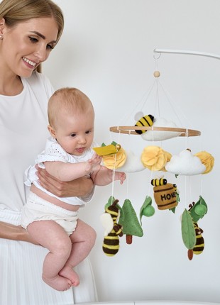 Baby mobile "Beehive & Bee"3 photo