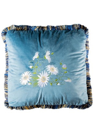 MR Pillow velvet with daisies embroidery1 photo