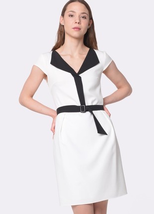 White dress with contrasting collar and belt 56394 photo