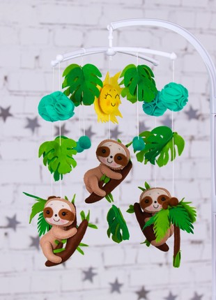 Baby mobile "Jungle sloths"1 photo