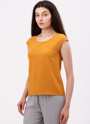 Mustard blouse with a straight cut made of viscose fabric harvester 12951 photo