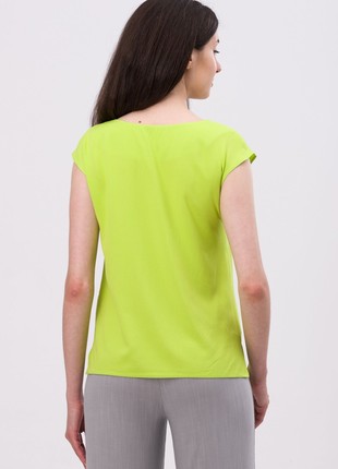 Bright blouse with a dropped shoulder line 12943 photo