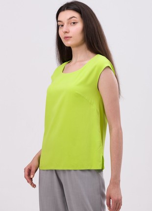 Bright blouse with a dropped shoulder line 1294