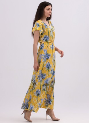 Yellow maxi dress with an expressive floral print 56992 photo