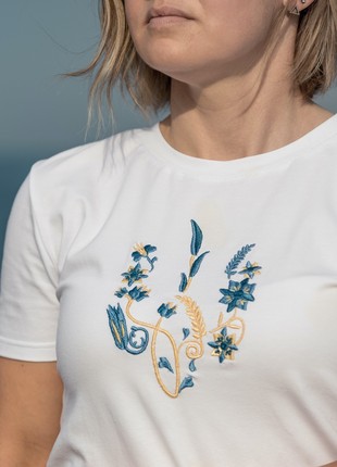 Women's t-shirt with embroidery "Picturesque trident" white. Support Ukraine.2 photo