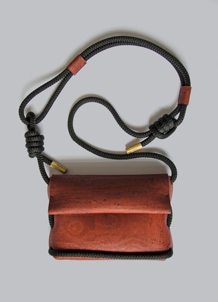 Natural cork crossbody bag Midori in brick color