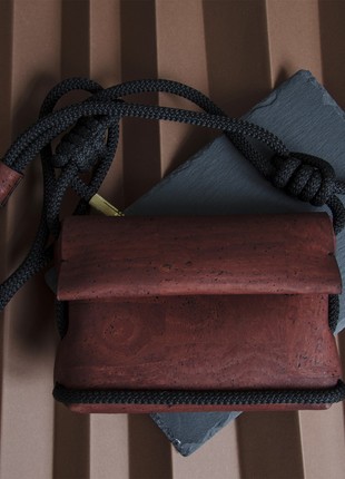 Natural cork crossbody bag Midori in brick color5 photo
