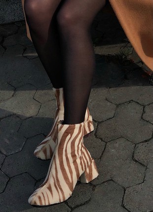 Demi-season ankle boots1 photo