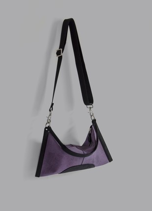 Natural cork handbag Ilsa in black and purple combination3 photo