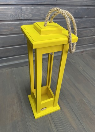 Candlestick wooden lantern yellow 15x15x464 photo