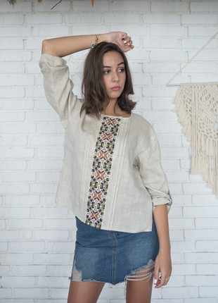 Embroidered blouse hand embroidery2 photo