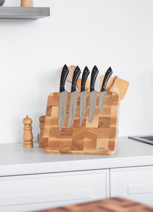 Wooden magnetic knife block3 photo